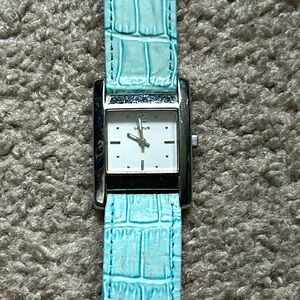 Lorus women’s‎ vintage silver/blue genuine leather adjustable watch